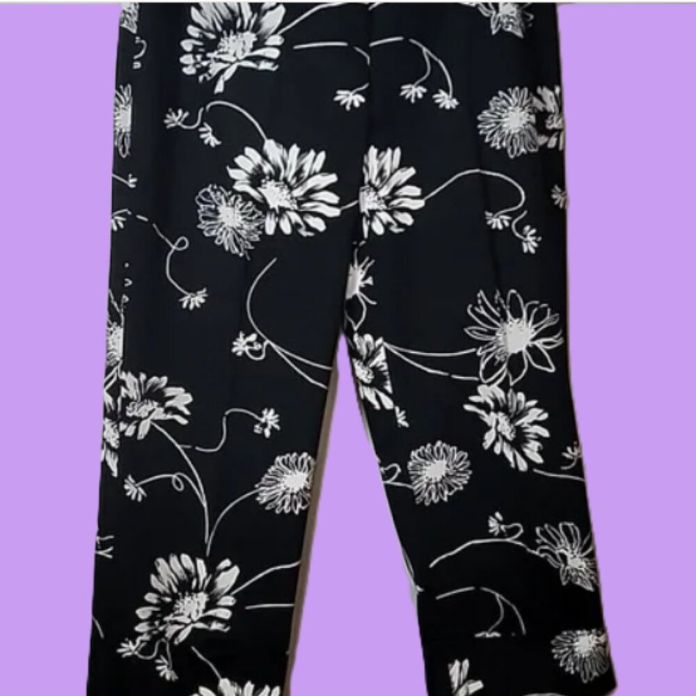 Rafaella New Dressy/Casual Crop Black & White Daisy Pants (Nwt)